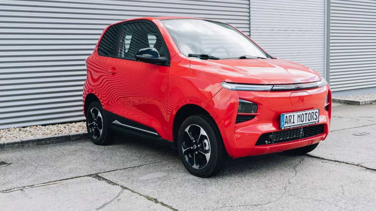 Ari Motors 902
