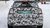 Fiat 600, le prime foto spia dell'erede della 500X