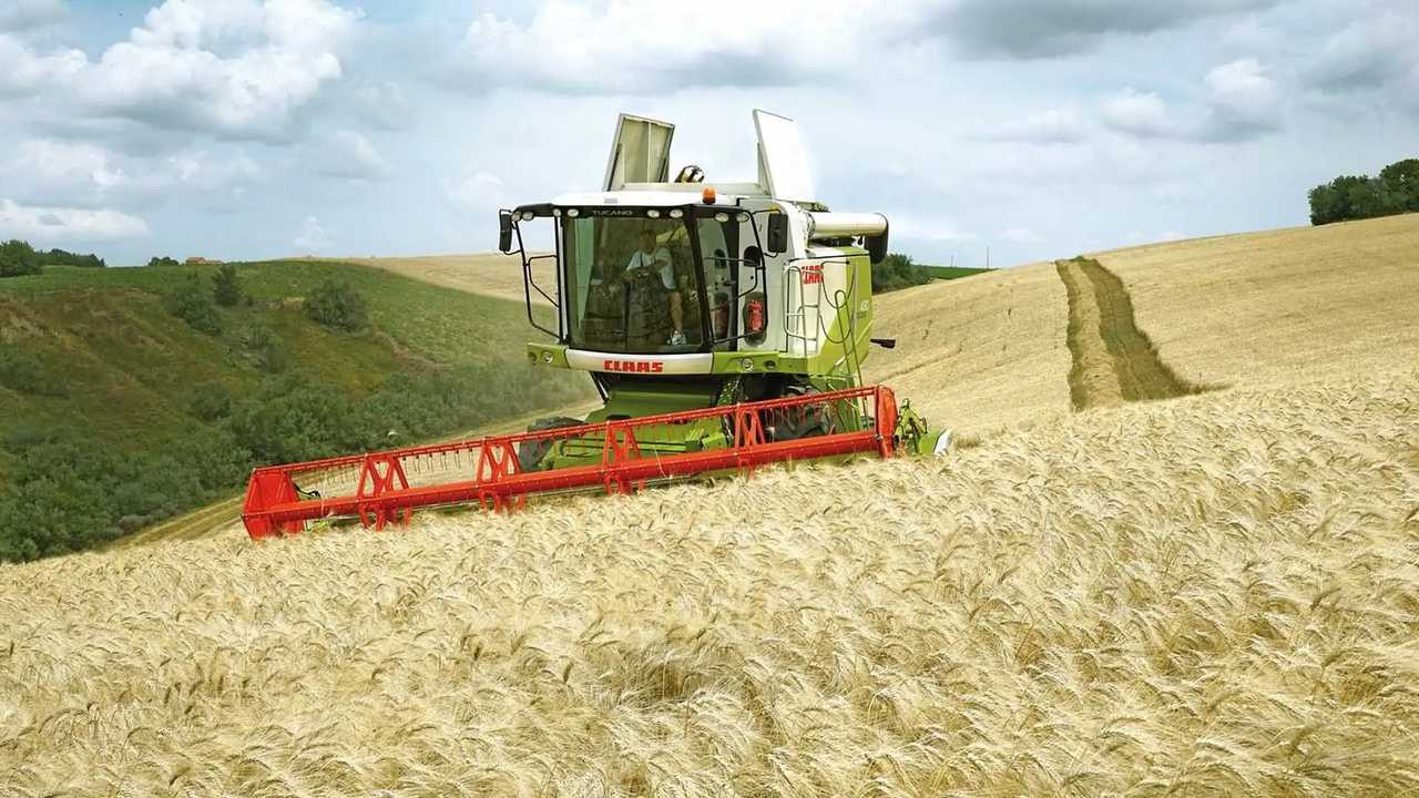 CLAAS Tucano 430 Montana 4 & Convivio