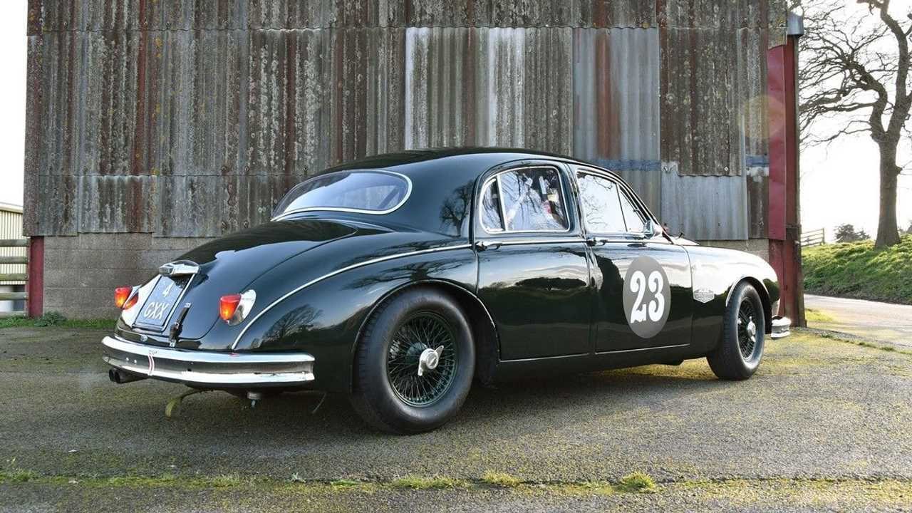 Race-ready 1959 Jaguar Mk1 could be yours