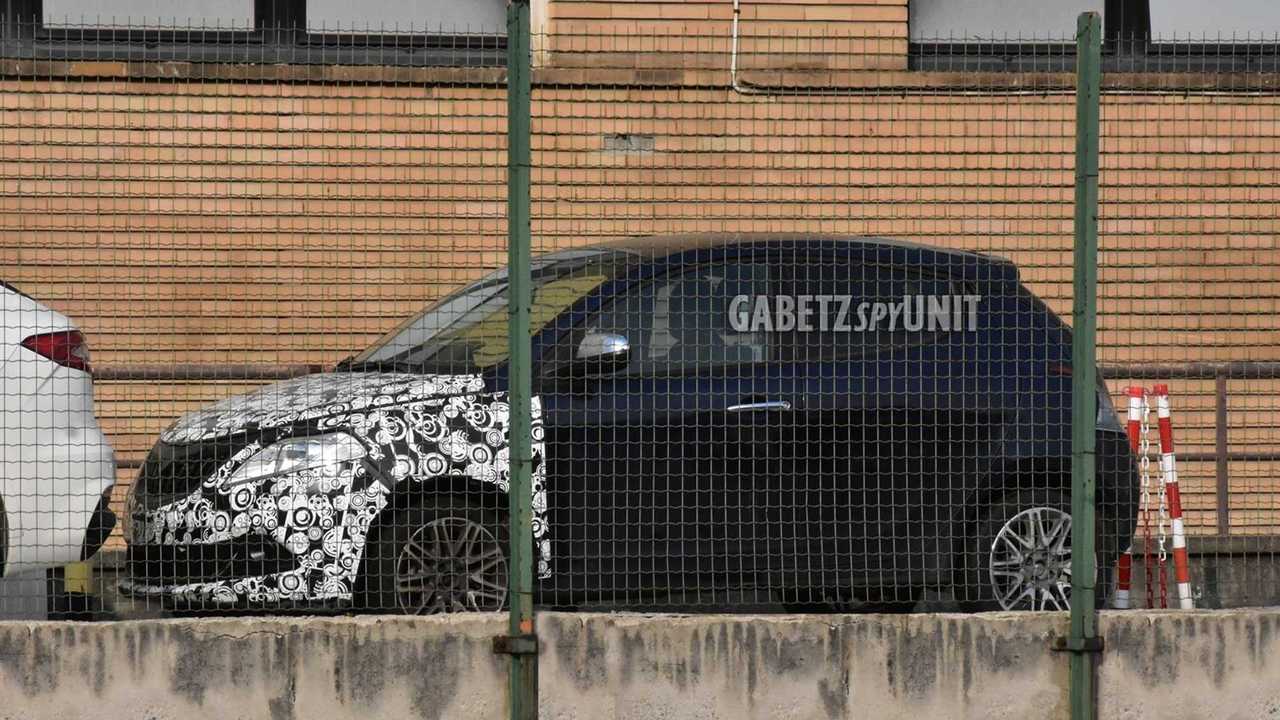 Lancia Ypsilon Casus Fotoğraf