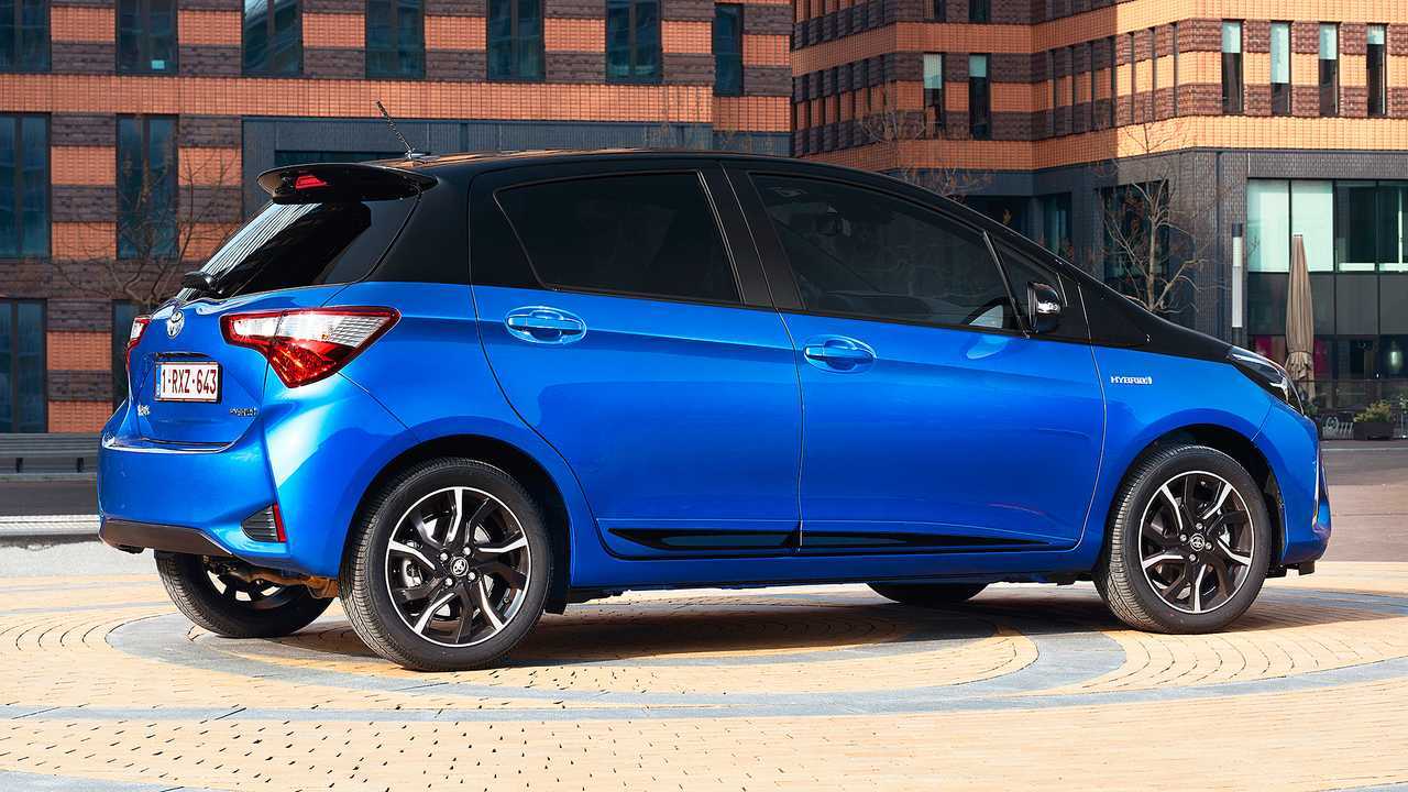 Toyota Yaris, nuova e vecchia a confronto