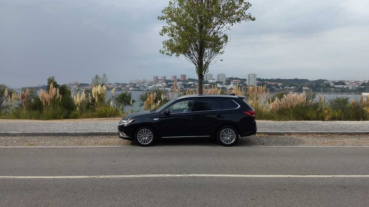 2019 Mitsubishi Outlander PHEV First Drive: A Shocking Bargain