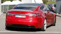 Tesla Model S P100D + Plaid