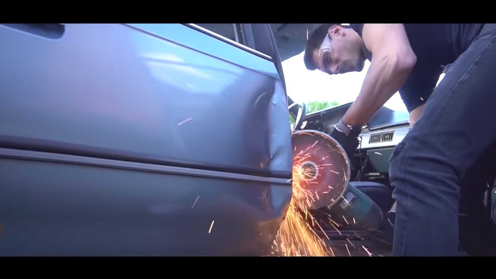 Russians Prove Less Weight Equals More Performance With An Oldsmobile