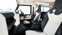 Sondermodell Land Rover Defender V8 Works mit 405 PS