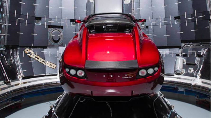 Tesla Roadster dans l'espace