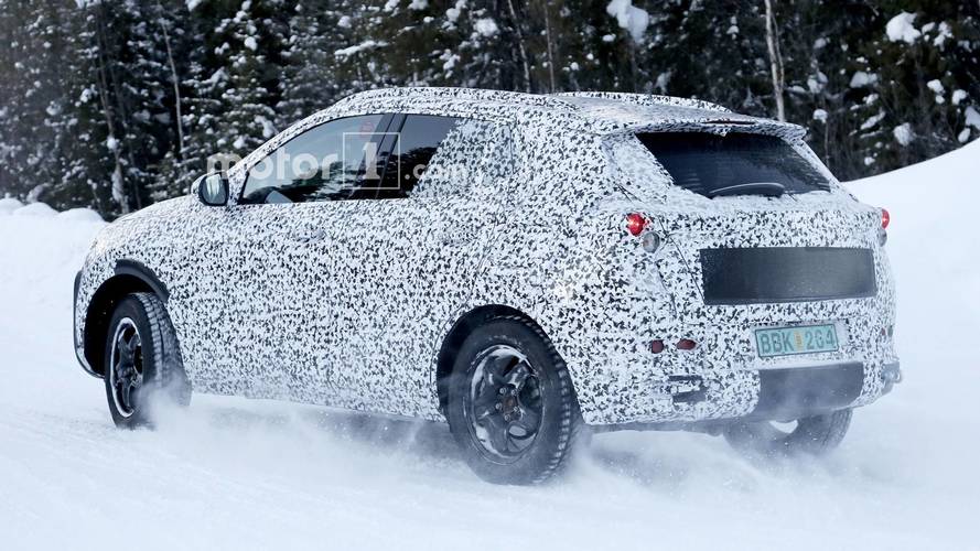 New Opel Mokka X spy photos