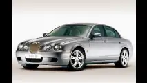 Jaguar poliert S-Type