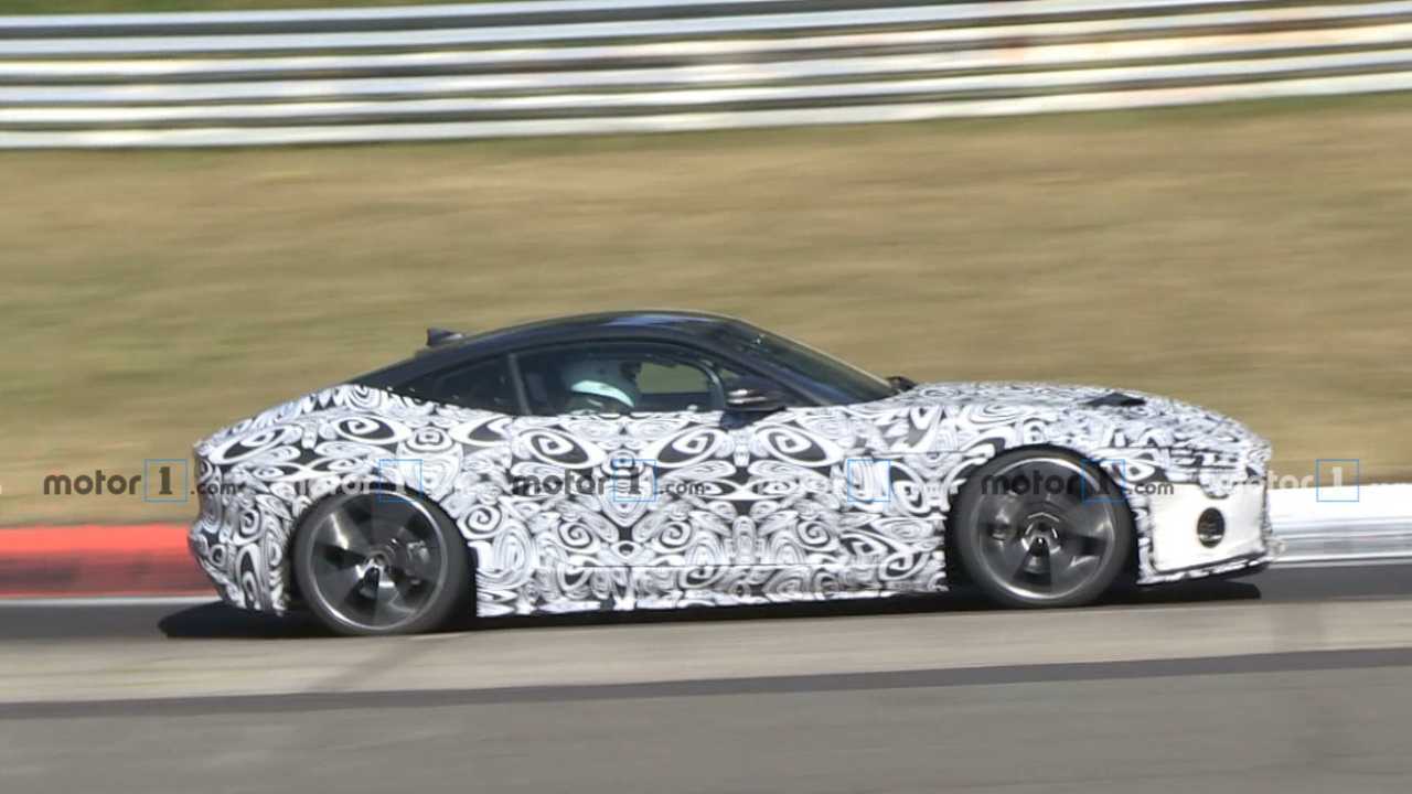 Foto spia Jaguar F-Type