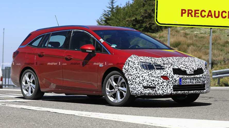 Vauxhall Astra Estate facelift spied almost camo-free