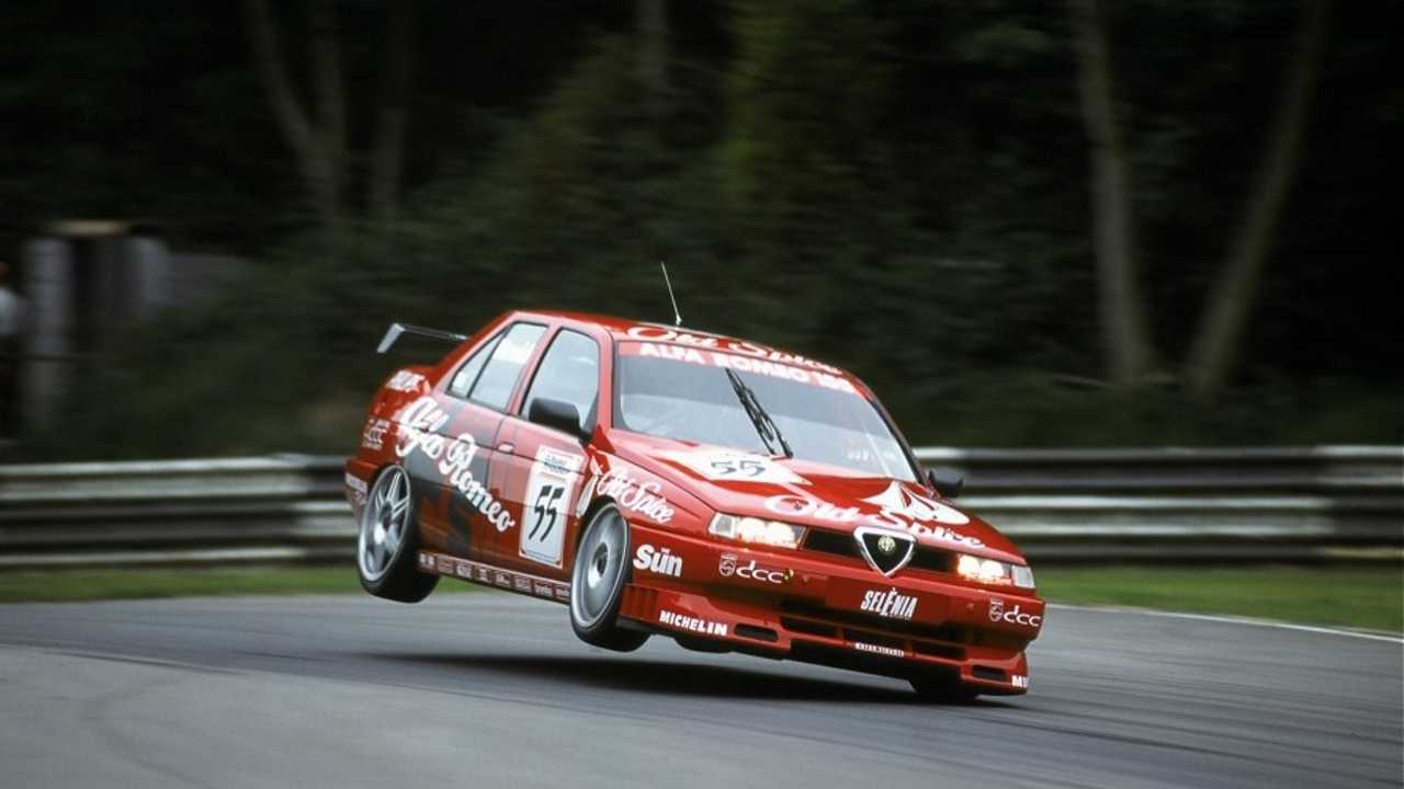 Alfa Romeo 155, le foto storiche