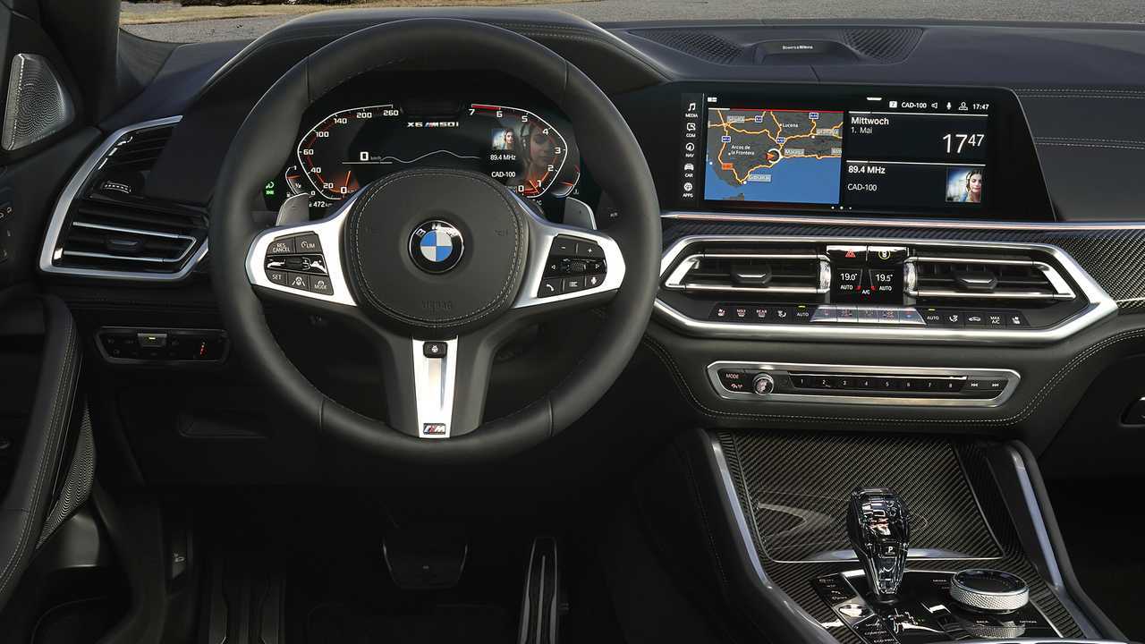 BMW X6, nuova e vecchia a confronto