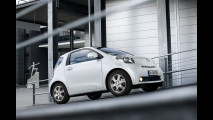 Toyota iQ