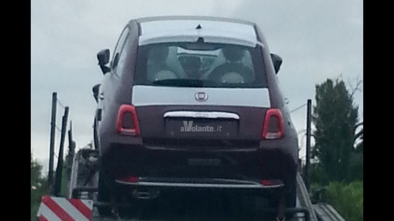 Flagra: Fiat 500 reestilizado aparece em imagens reveladoras
