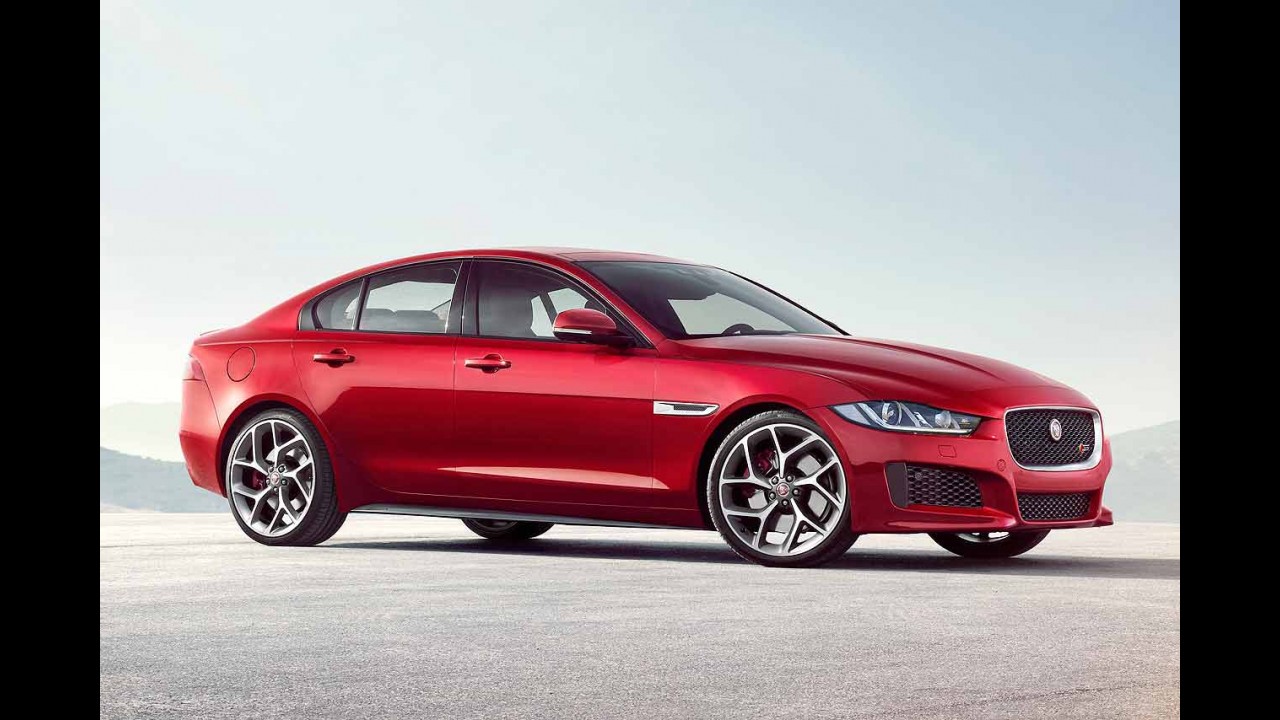 Mais vendido da marca no Brasil, Jaguar XE estreia linha ...