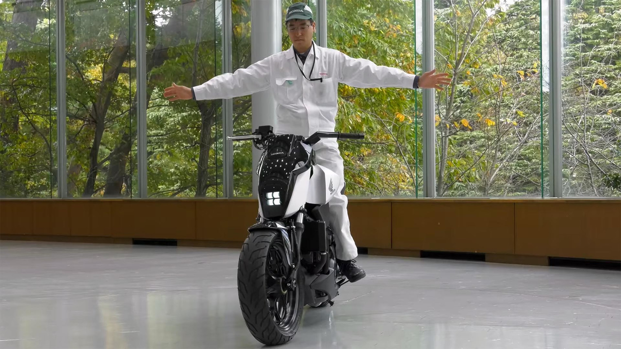 Honda self-balancing motorcycle