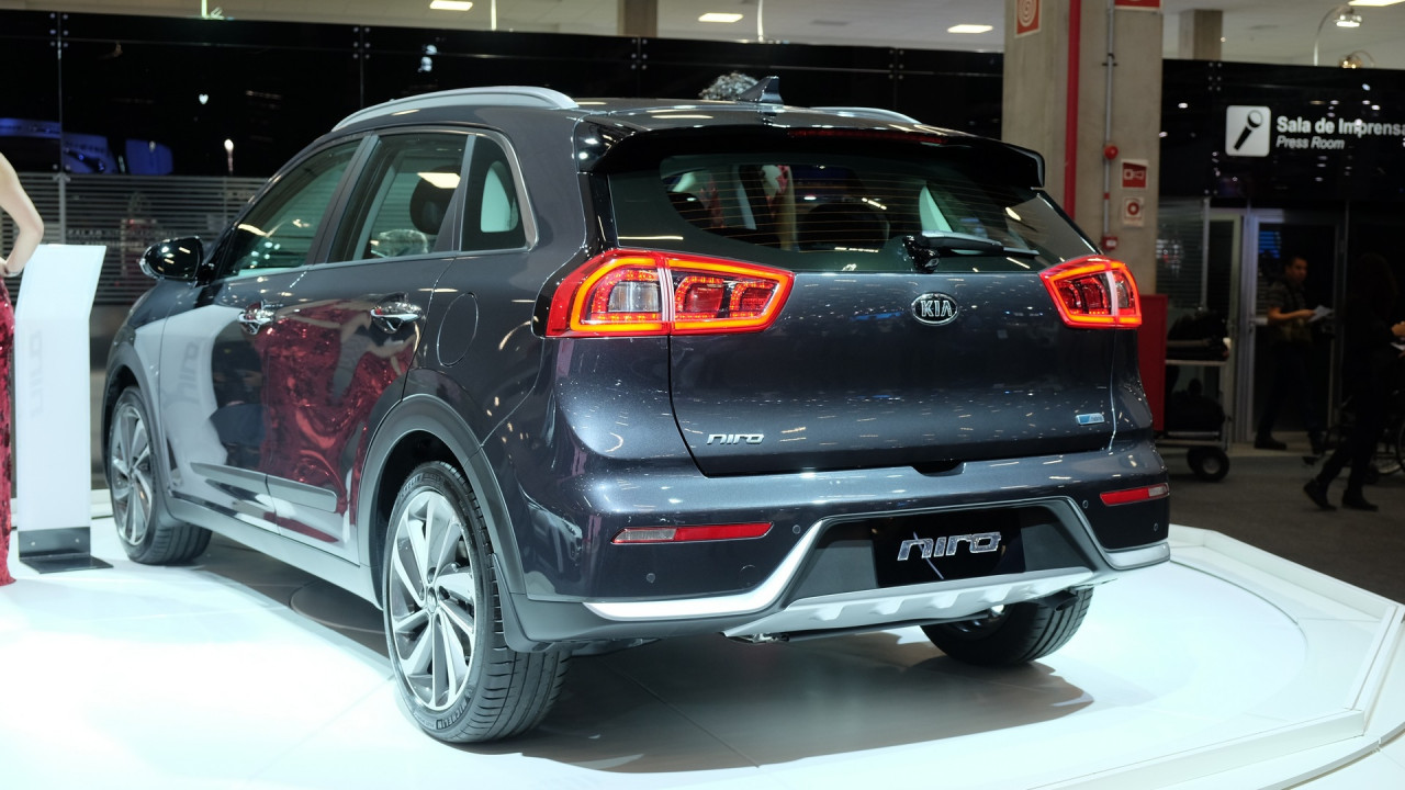 Salão do Automóvel: SUV híbrido, Kia Niro mostra o lado "verde" da marca