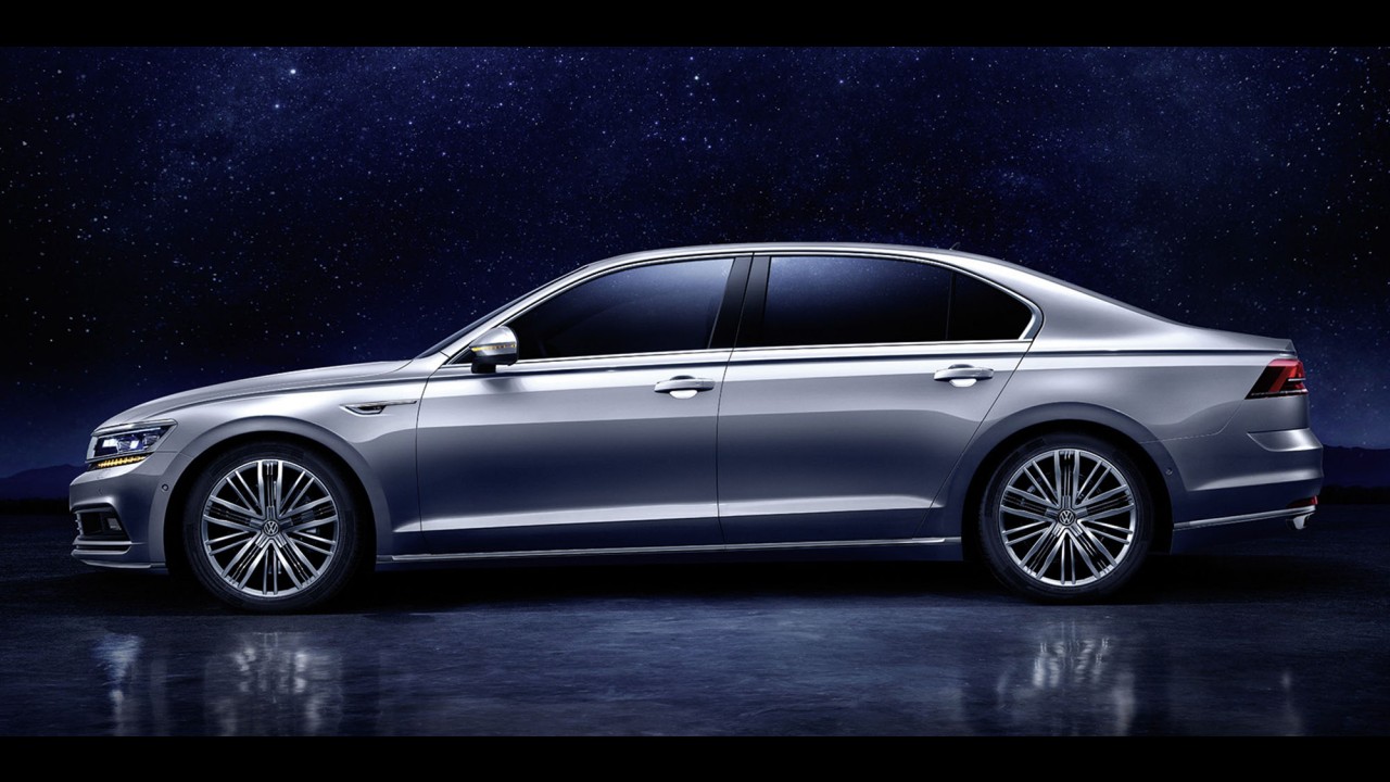 VW Phideon: novo sedã grande é para dono andar no banco de trás