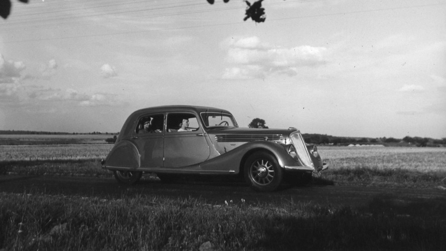 1934 Renault Nervasport