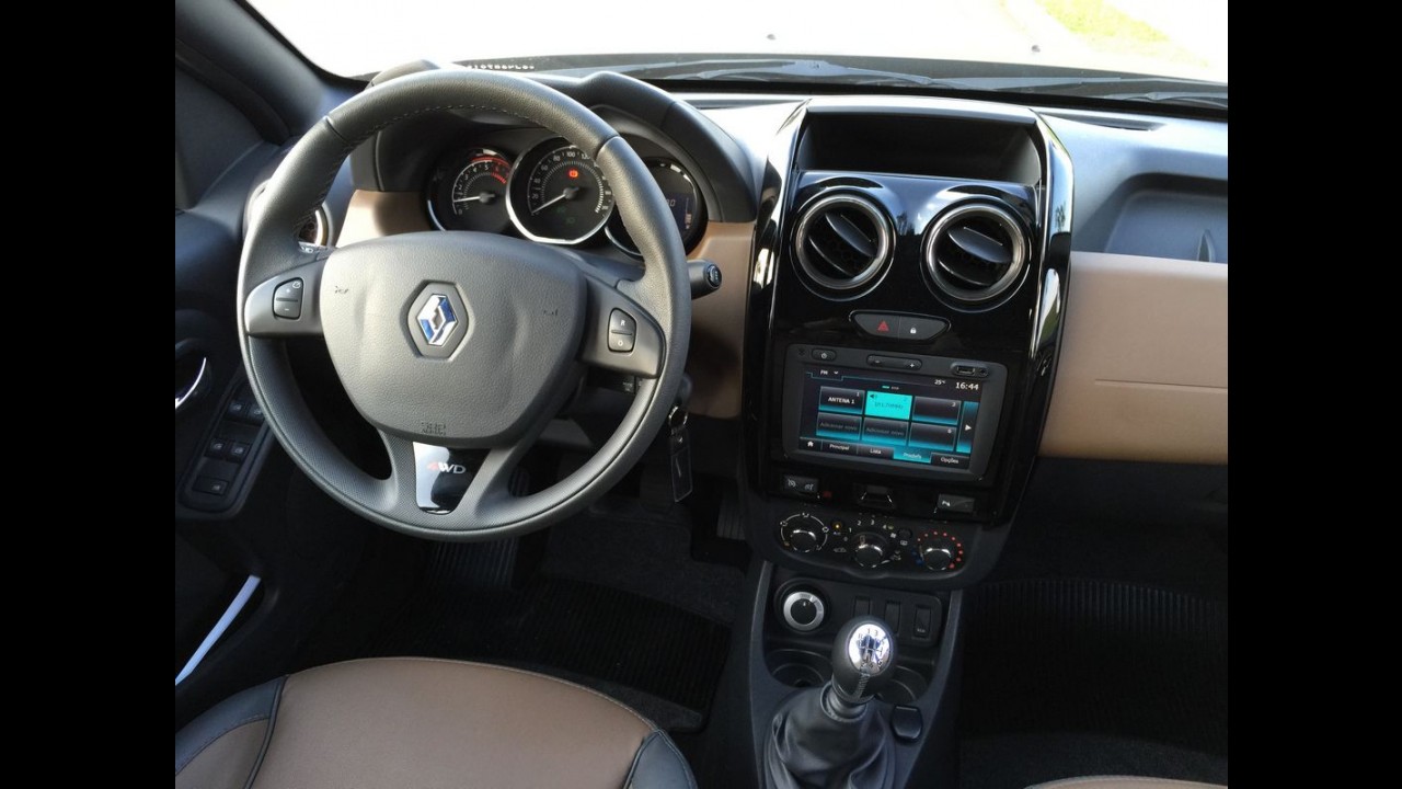 Teste CARPLACE: Honda HR-V encara EcoSport, Tracker e Duster renovado
