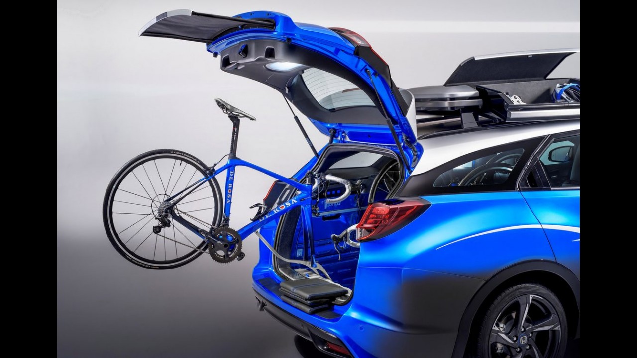 Pensada para os ciclistas, Civic Tourer Active Life estará em Frankfurt - veja fotos