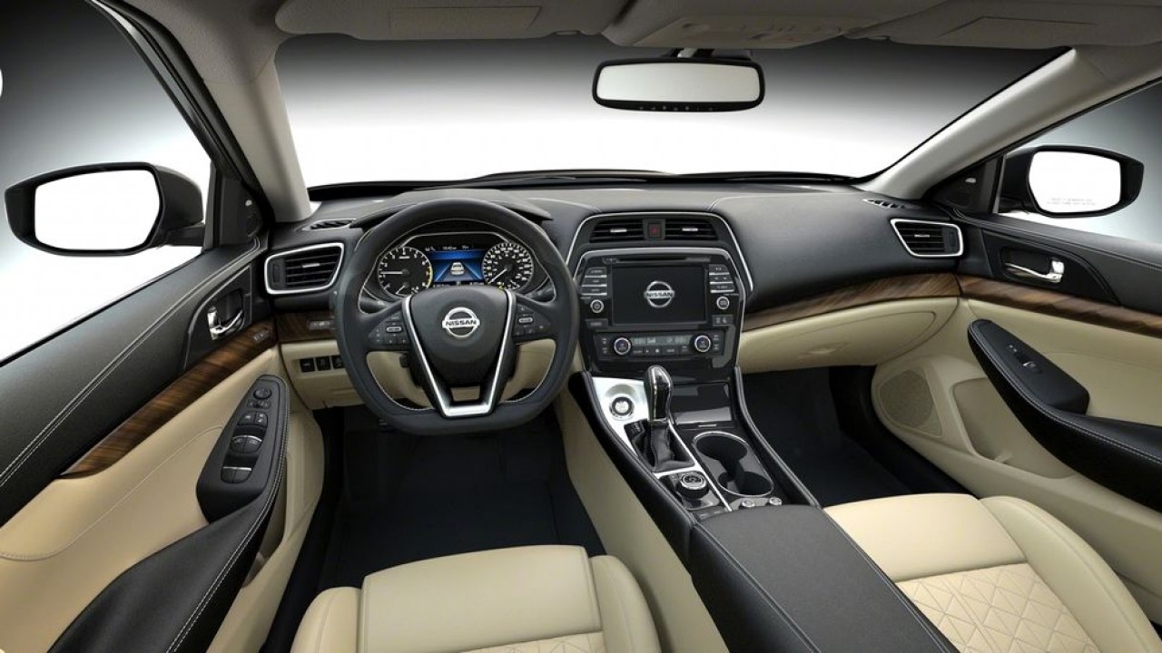 Nissan Maxima 2016 mostra face esportiva e design arrasador - veja fotos