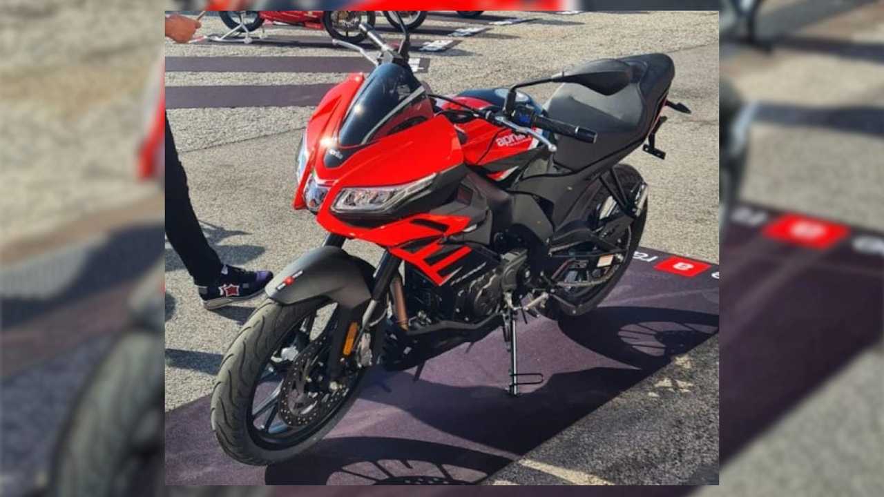 Aprilia Tuono And RS125 Make Their Way To Italian Dealerships