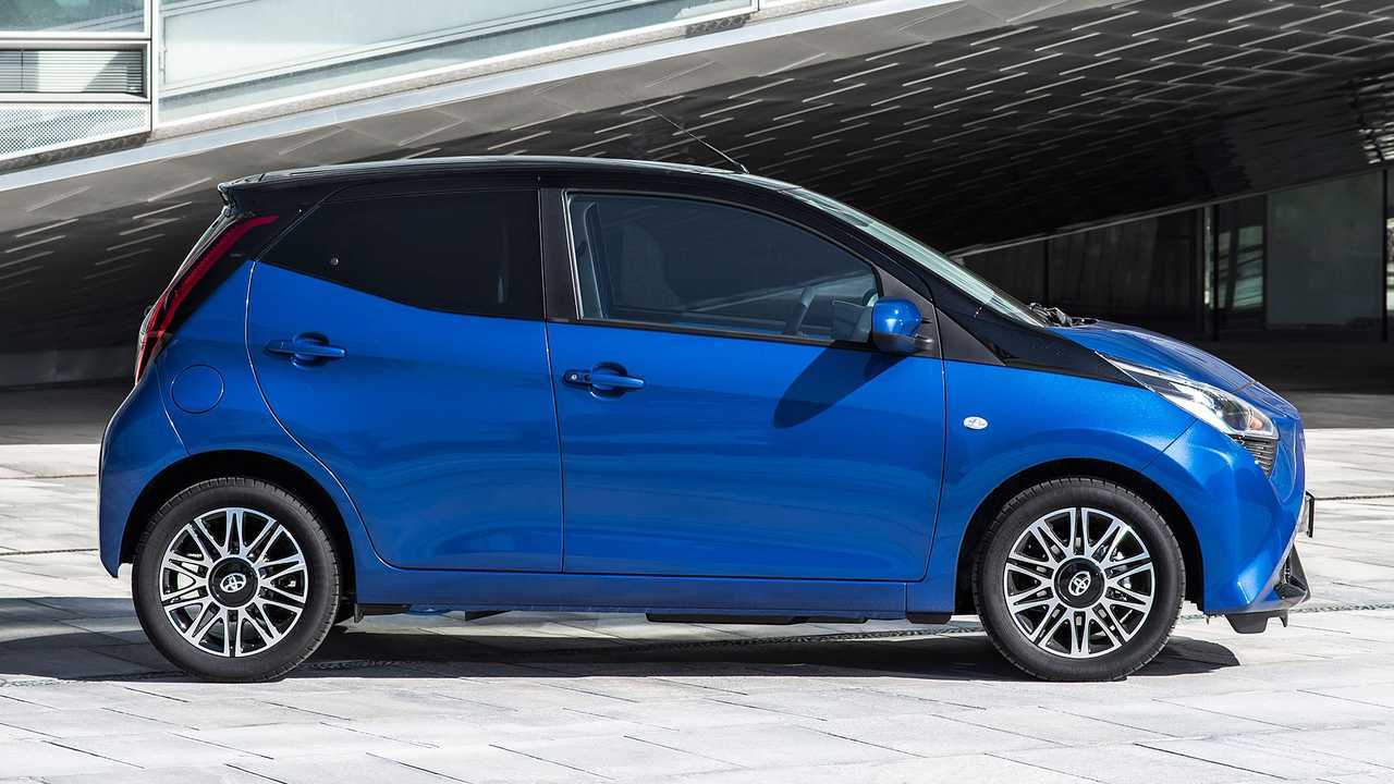 Toyota Aygo vs Aygo X Prologue