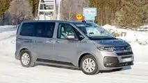 2021 VW T7 Multivan yeni casus fotoğraflar