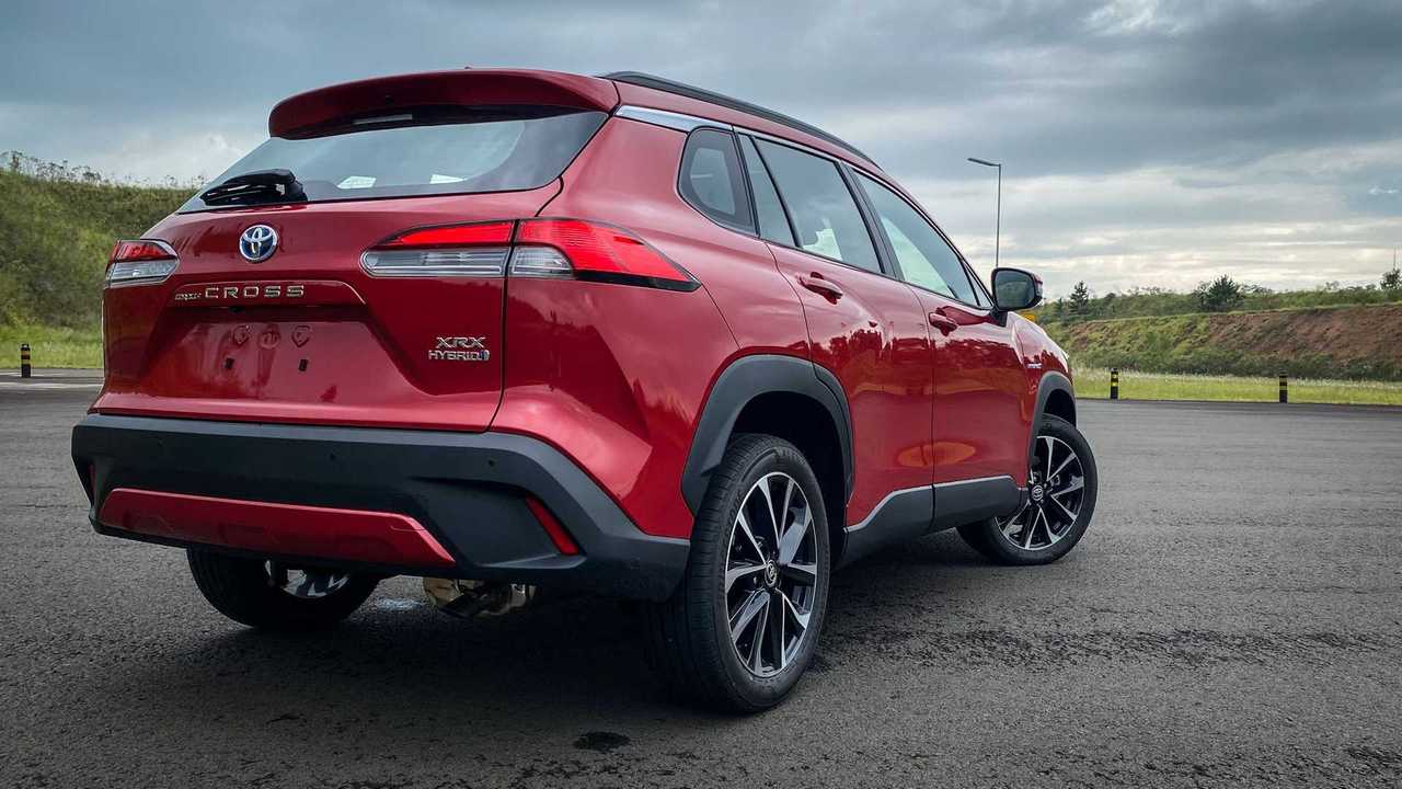Toyota Corolla Cross 2022 (teste BR)