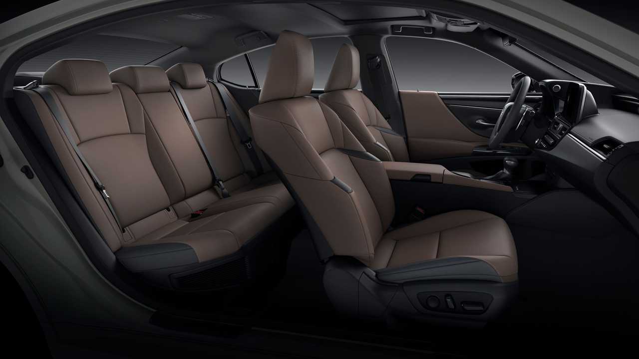 2022 Lexus ES Interior