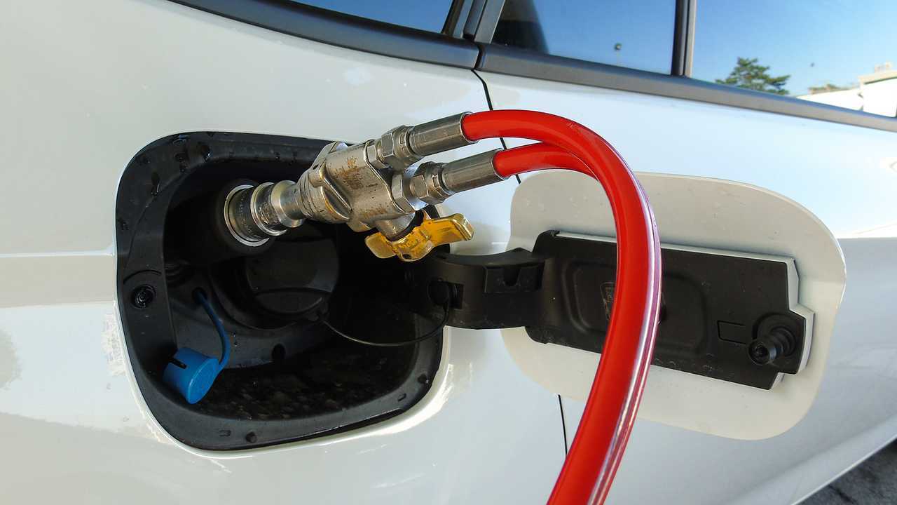 Rifornimento auto a metano