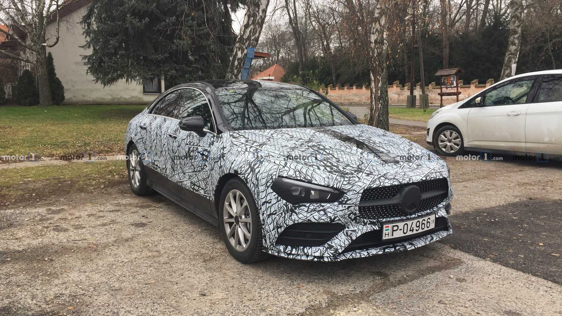 2019 신형 메르세데스 CLA 위장막 [데이터주의] | 인스티즈