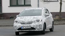Next-gen Honda Fit / Jazz spy photo