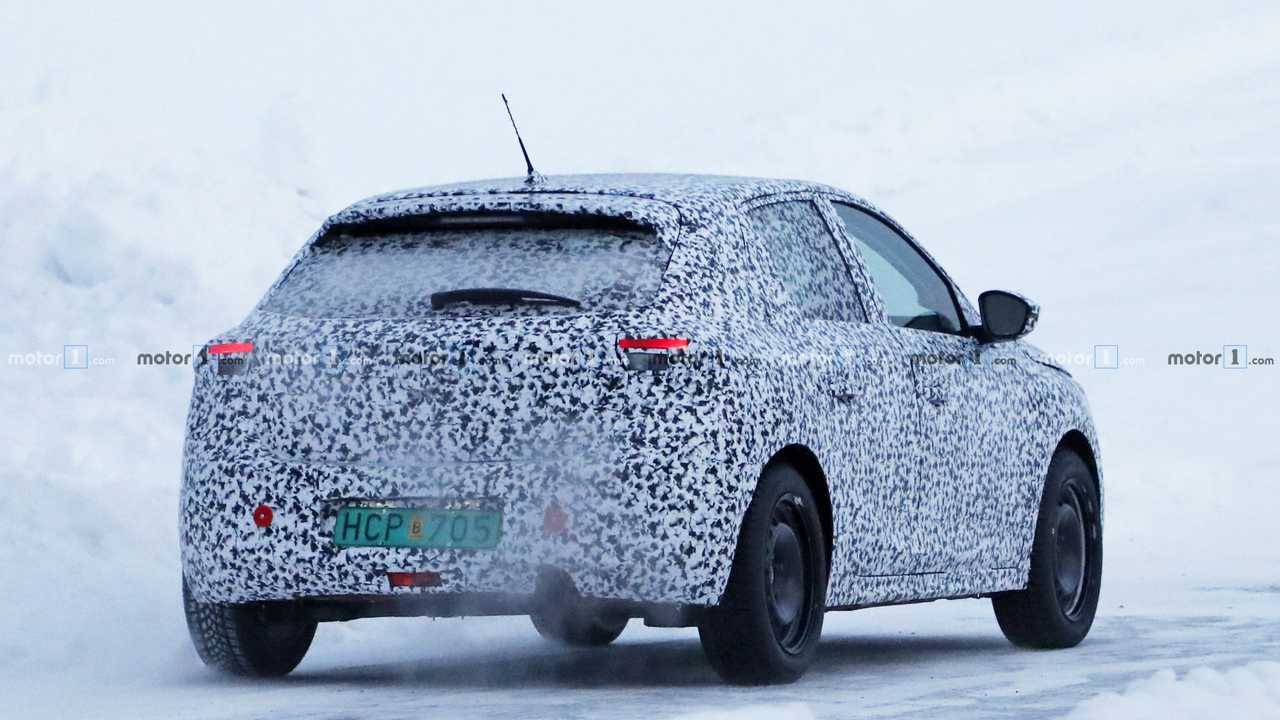 Foto spia 2020 Opel Corsa