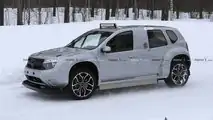 Dacia Duster EV mule spy photo