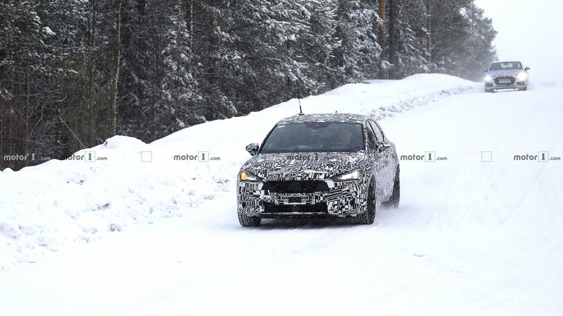 2020-seat-leon-spy-photo.jpg