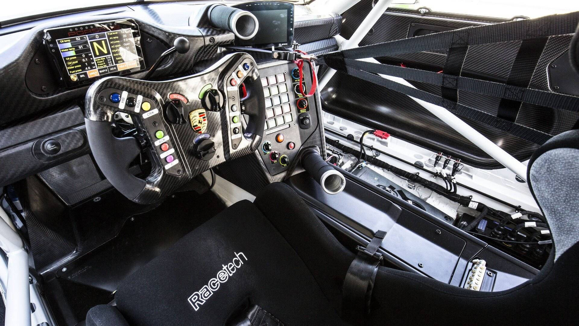 2019 Porsche 911 GT3 R Is A Hardcore Track-Only GT3 RS