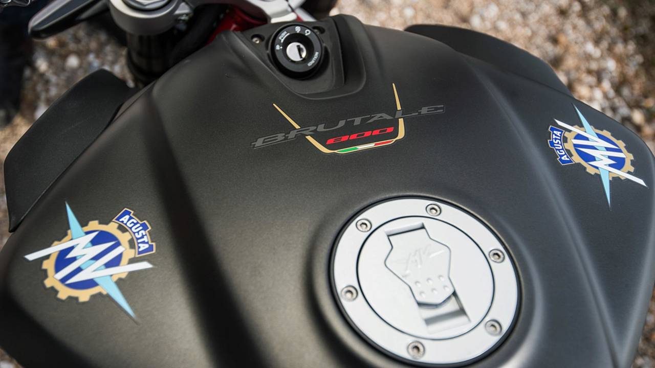 The 2016 MV Agusta Brutale 800 - An Unbelievable First Ride