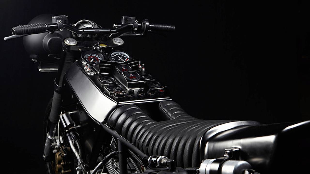 El Solitario thoroughly changed the entire top half of the Ducati donors