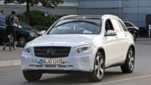2019 Mercedes GLC facelift spy photo