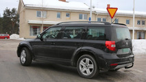 2016 Skoda Snowman chassis testing mule spy photo