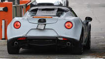 Alfa Romeo 4C Spider spy photo