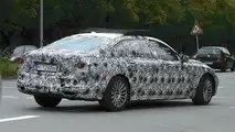 2017 / 2018 BMW X7 mule spy photo