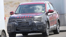 Mitsubishi Outlander facelift spy photo