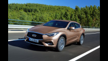 Infiniti Q30