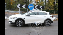Infiniti QX30, le foto spia