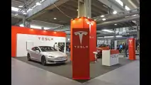 Le Tesla a Verona Legend Cars