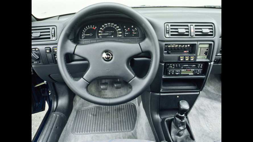 Opel Calibra, coupé de los años 90
